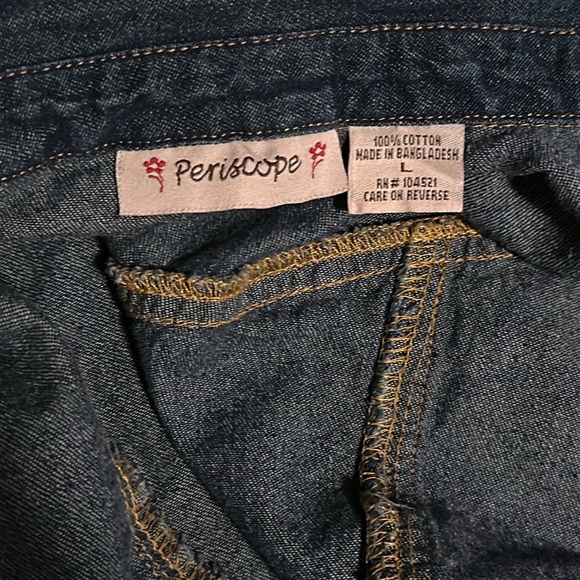 Periscope Denim Button Down Shirt Runs Small - Picture 4 of 6